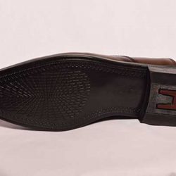 کفش چرم با زیره پلی اورتان