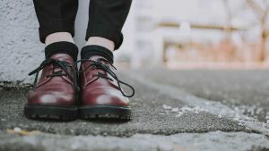 آیا کفش چرم جا باز می کند؟