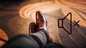 چگونه صدای جیر جیر کفش را از بین ببریم؟