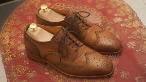 کفش بروگ چیست؟